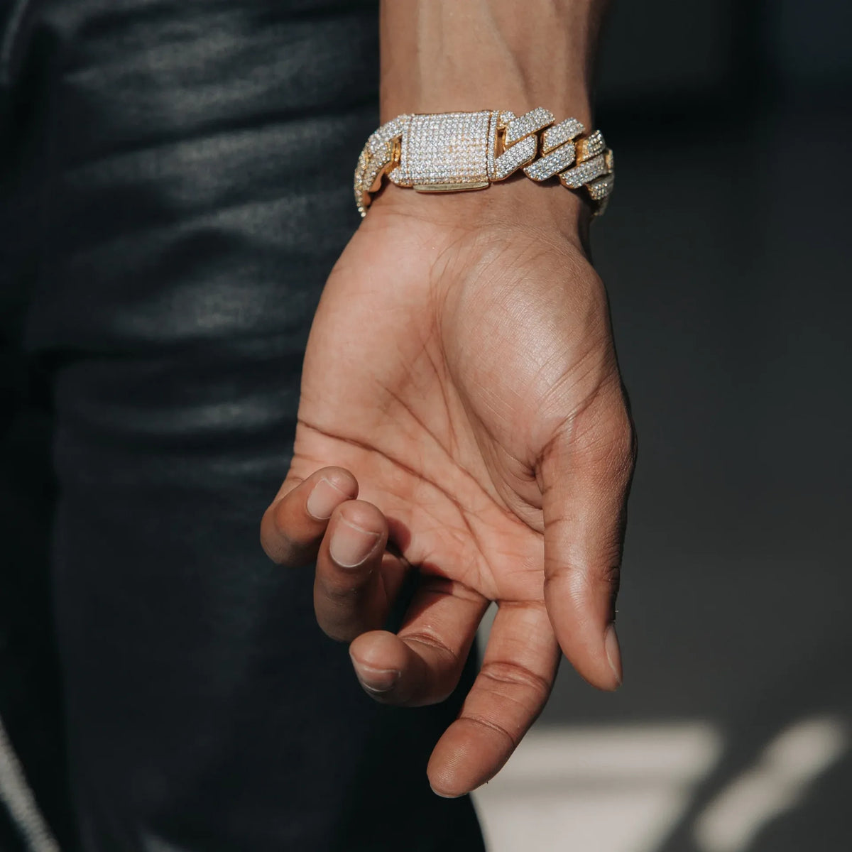 19mm Prong Link Bracelete - Gold