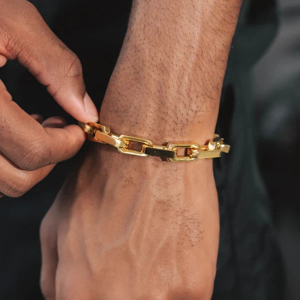 Box Bracelete 18k Gold