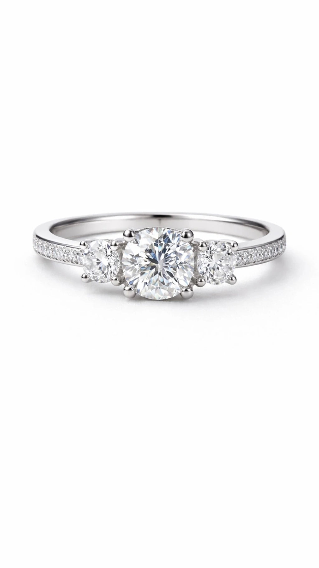 Round Cut Trio Ring (925 Silver & VVS1)